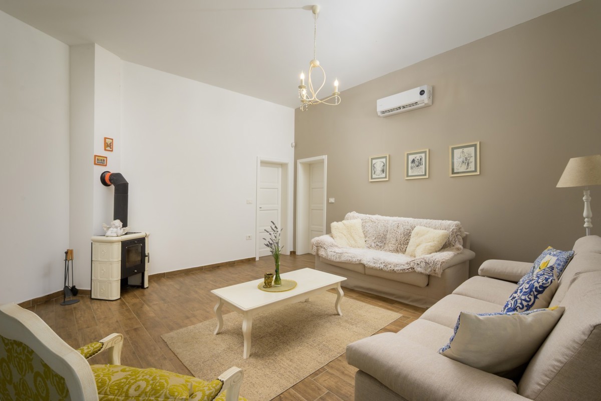 Bellissima casa a un piano con piscina vicino a Svetvinčenat