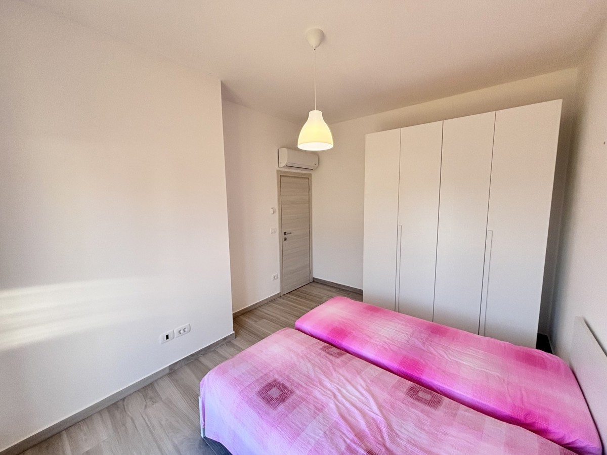 Bellissima casa a un piano in una posizione tranquilla a Cittanova