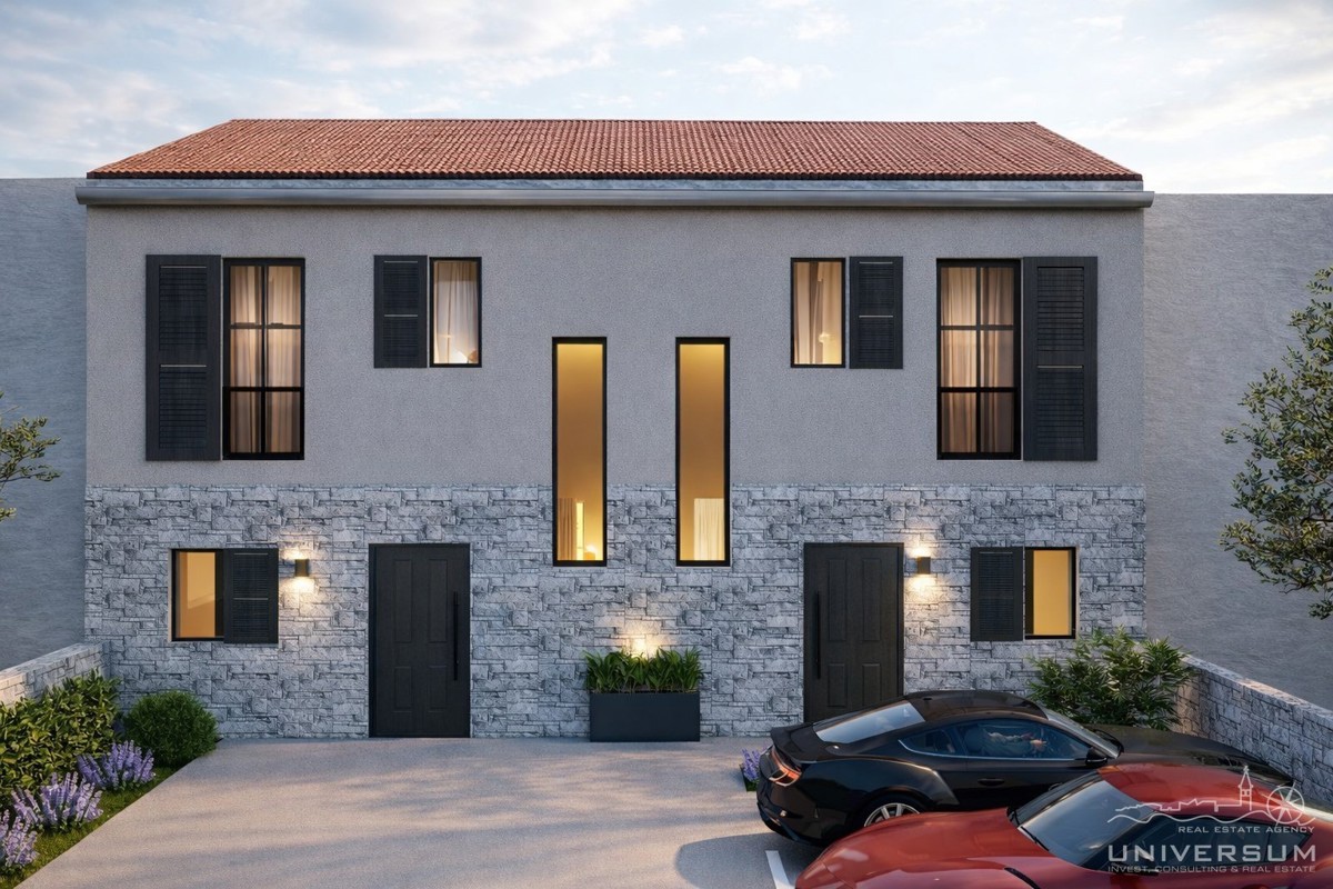 Case bifamiliari in un quartiere tranquillo vicino a Umago