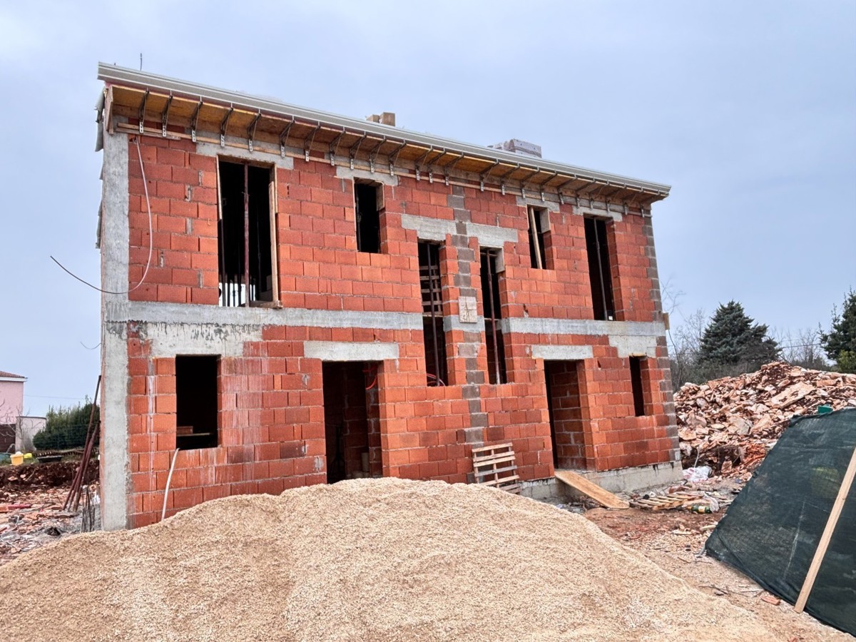 Case bifamiliari in un quartiere tranquillo vicino a Umago