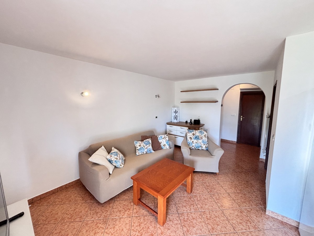 Appartamento al piano terra situato a 400 metri dalla spiaggia di Cittanova.