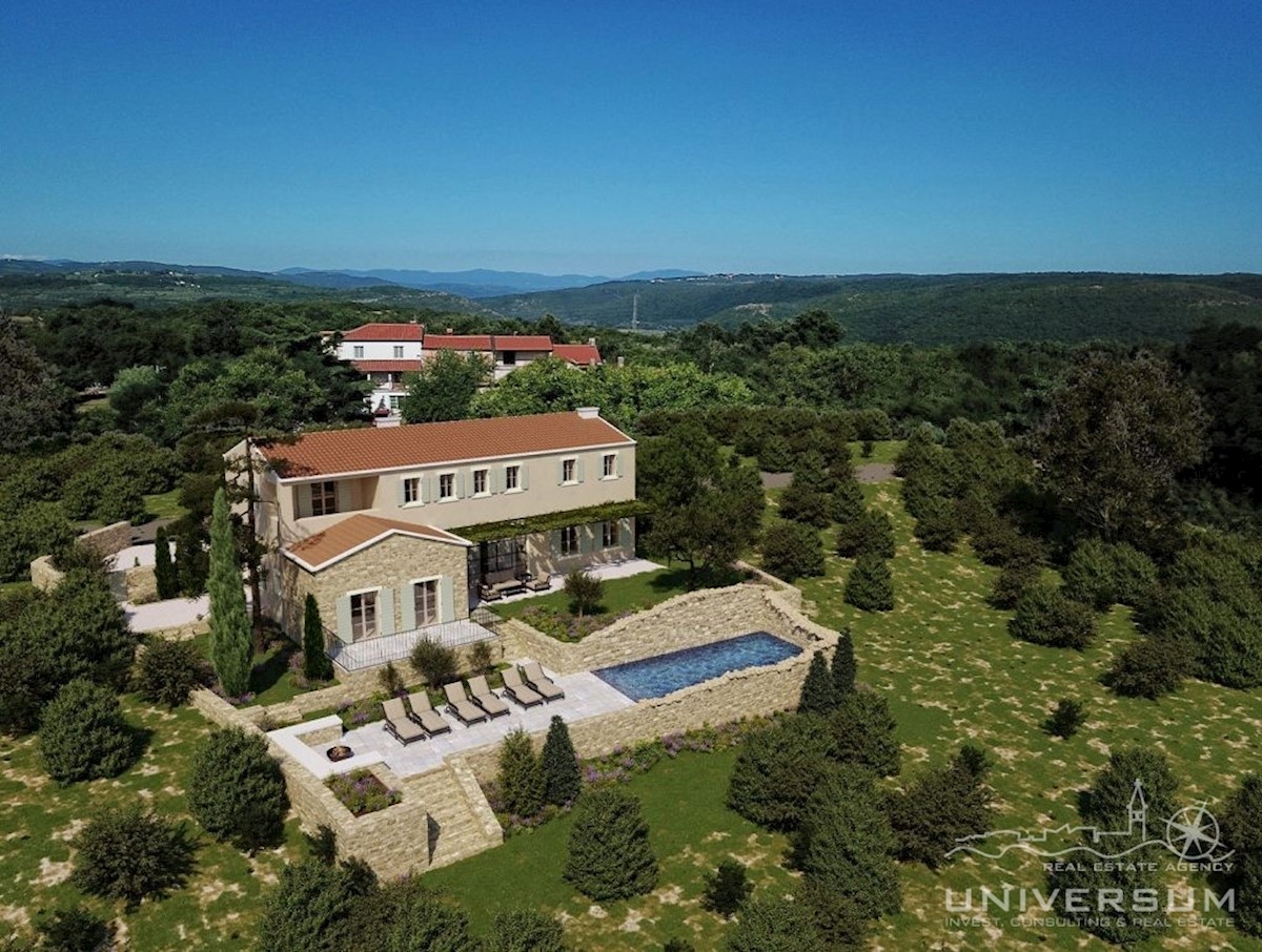 Bella villa immersa nel verde e vista mare vicino a Novigrad