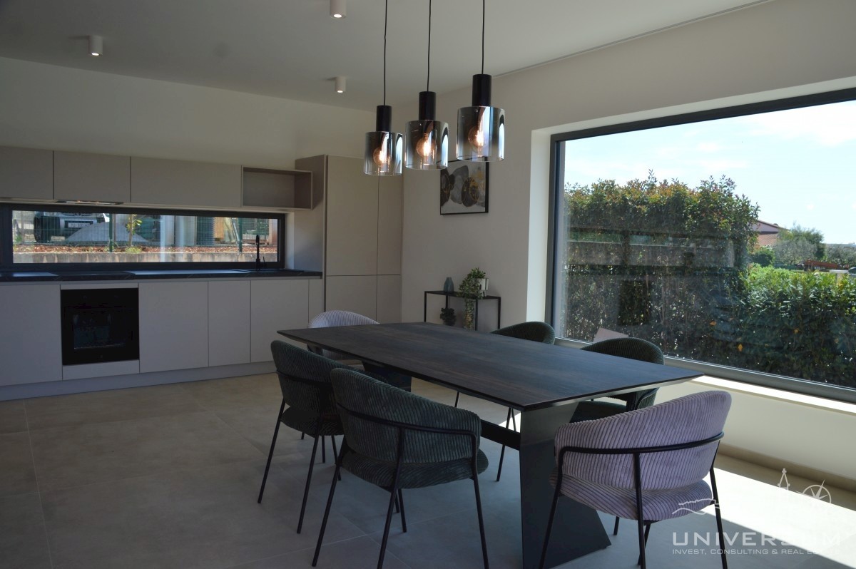 Villa moderna con vista mare a Cittanova