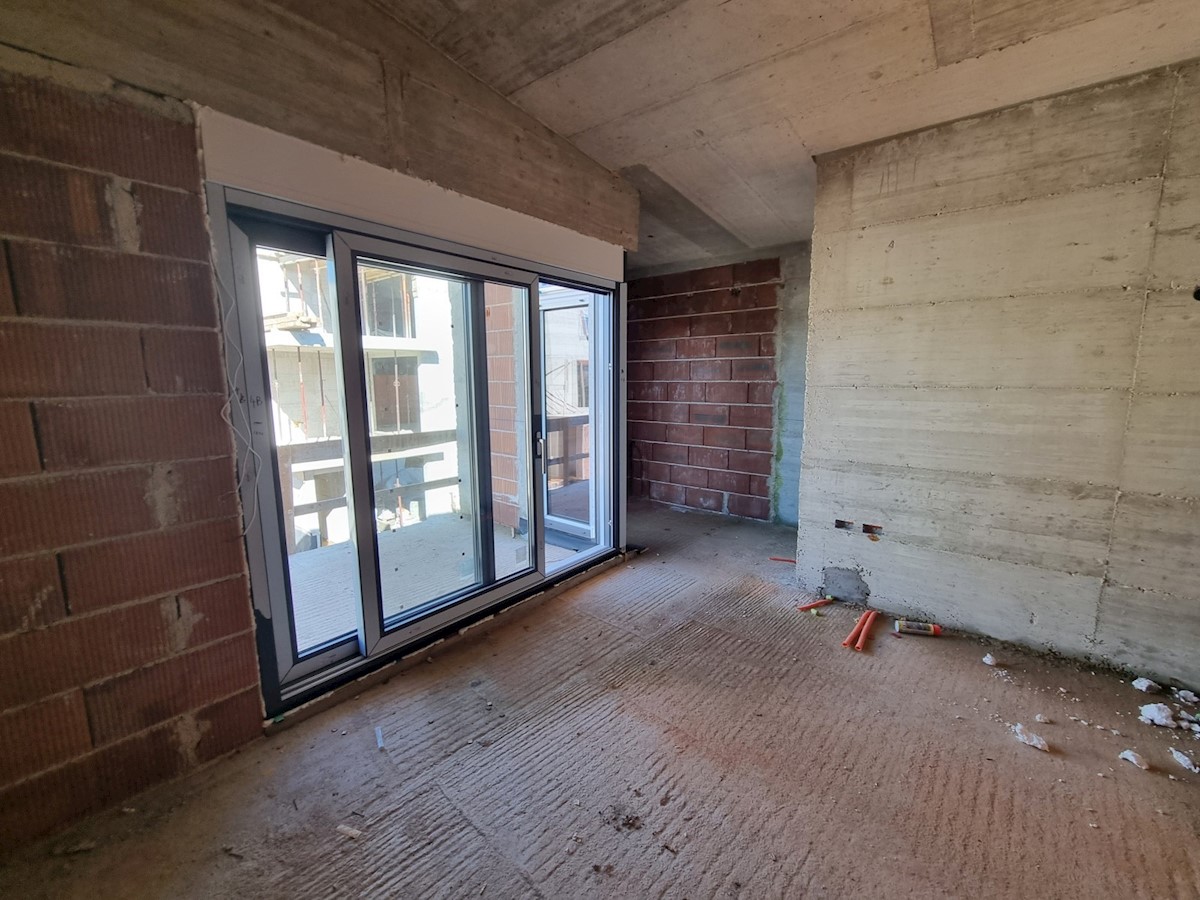 Appartamento al 2° piano con vista sul mare nelle vicinanze di Umago