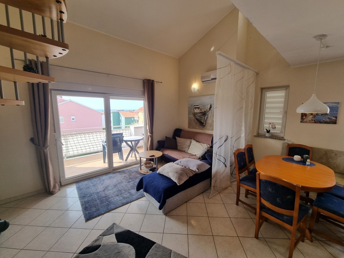 Appartamento completamente arredato con vista mare a Cittanova