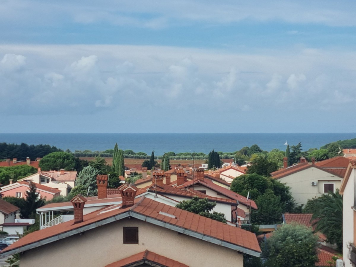 Appartamento completamente arredato con vista mare a Cittanova