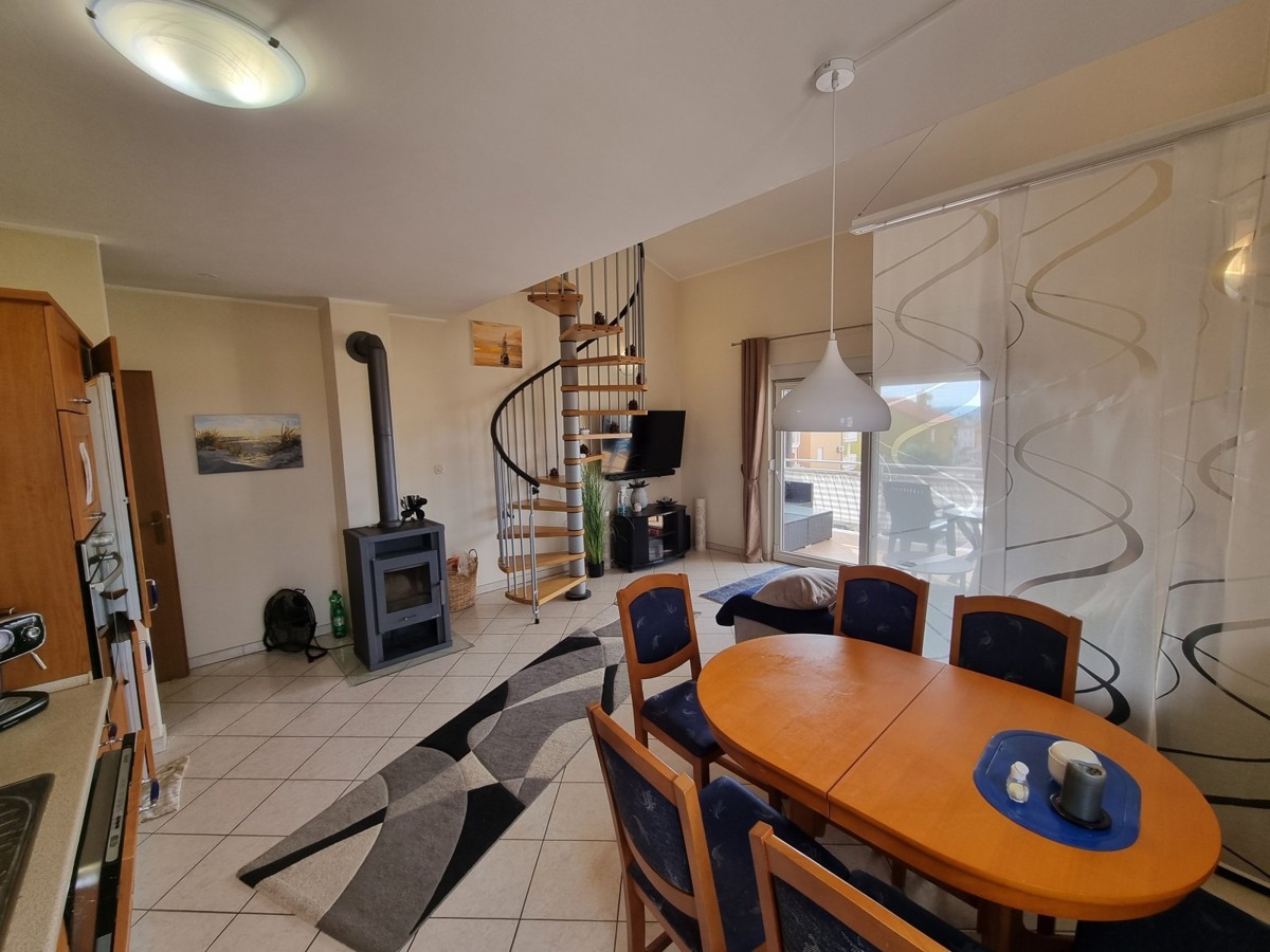 Appartamento completamente arredato con vista mare a Cittanova