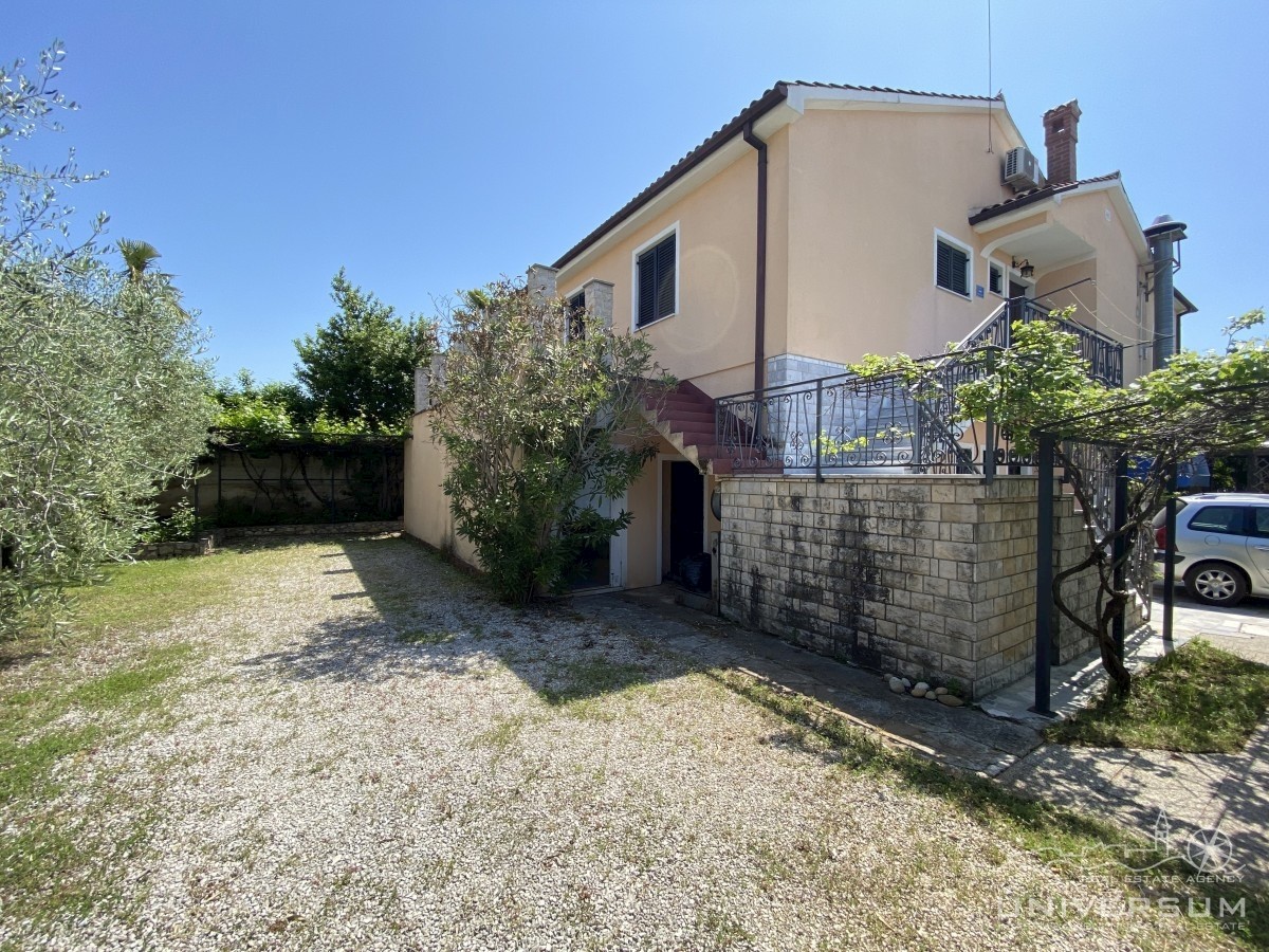 Una proprietà attraente con vista panoramica sul mare e Cittanova