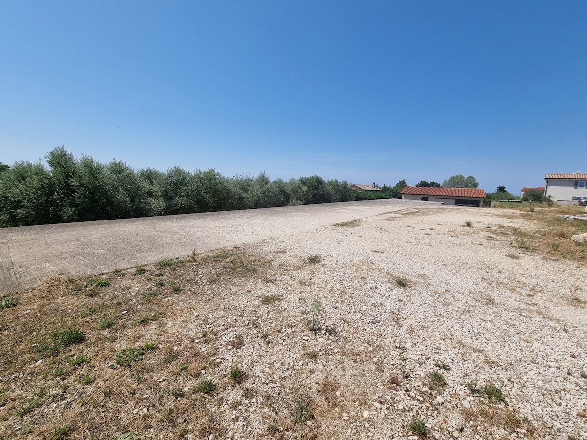 Terreno edificabile con vista mare a Verteneglio