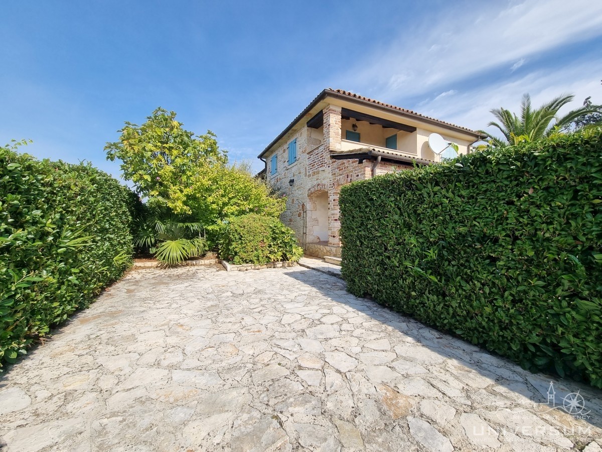 Bella casa in pietra con piscina nelle vicinanze di Poreč - Parenzo, Vabriga