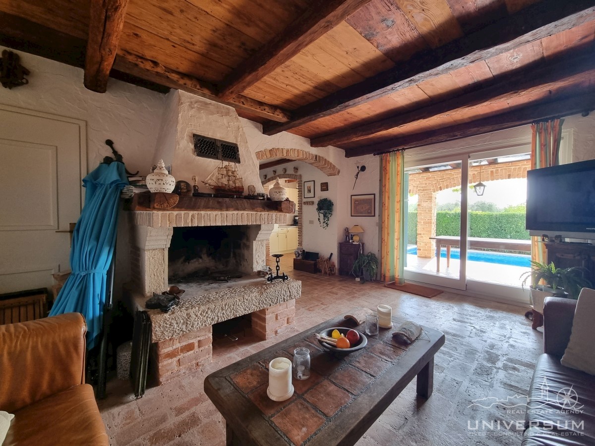 Bella casa in pietra con piscina nelle vicinanze di Poreč - Parenzo, Vabriga