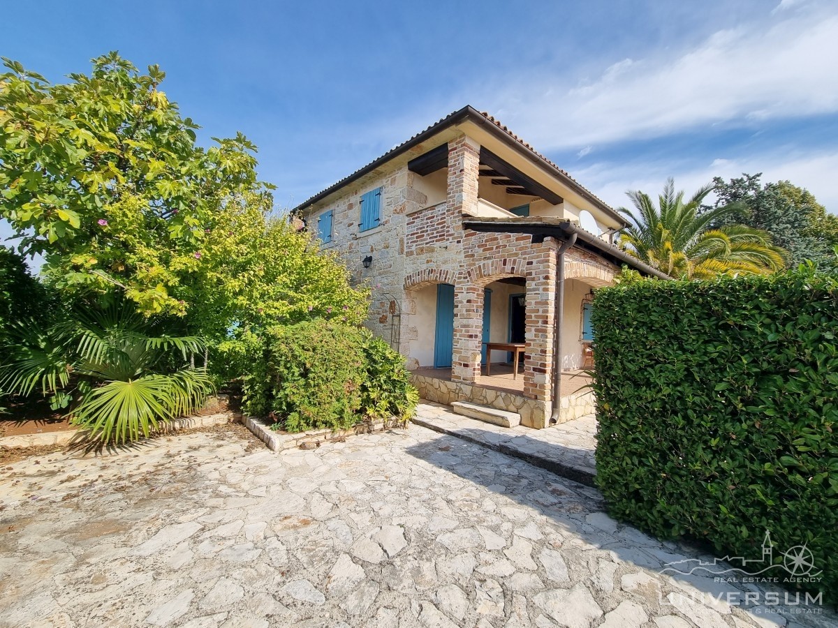 Bella casa in pietra con piscina nelle vicinanze di Poreč - Parenzo, Vabriga