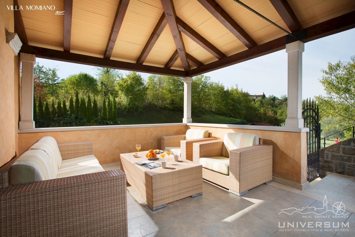 Bella casa in pietra isolata con piscina nelle vicinanze di Buie