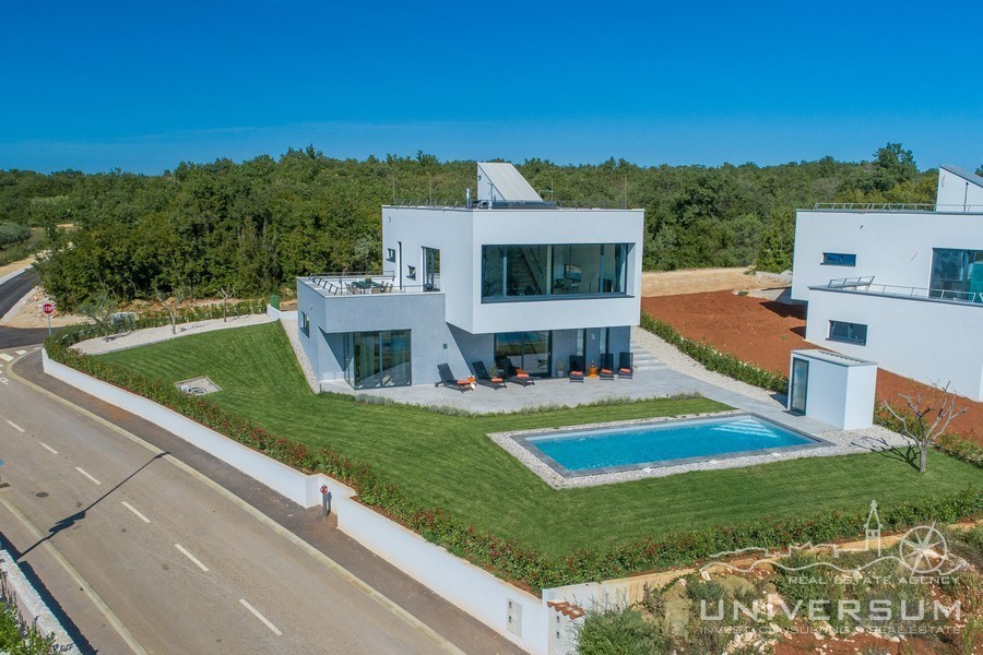 Villa moderna e di alta qualità con vista mare a Cittanova