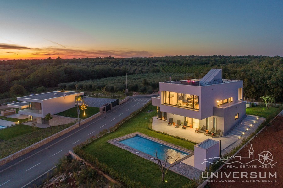 Villa moderna e di alta qualità con vista mare a Cittanova