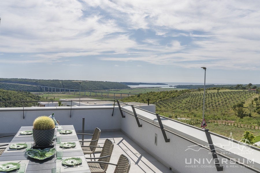 Villa moderna e di alta qualità con vista mare a Cittanova