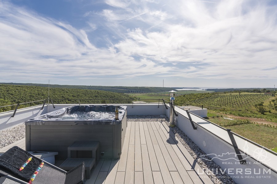 Villa moderna e di alta qualità con vista mare a Cittanova