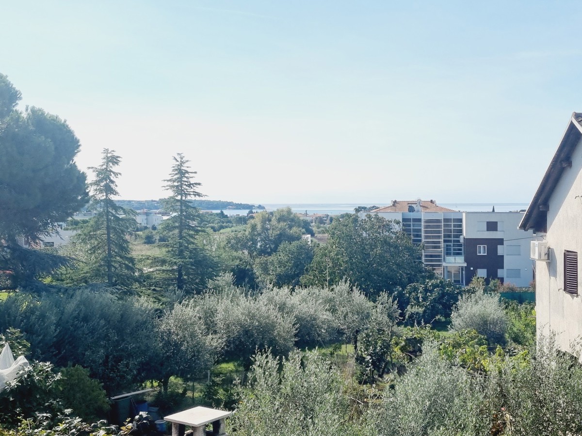 Spazioso appartamento con vista mare a Cittanova