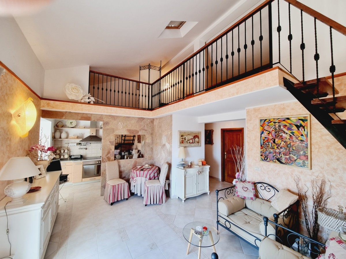 Spazioso appartamento con vista mare a Cittanova