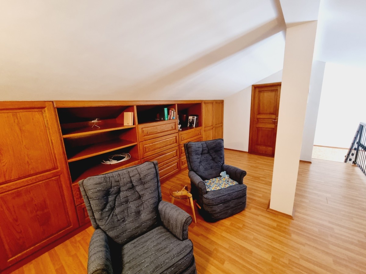 Spazioso appartamento con vista mare a Cittanova