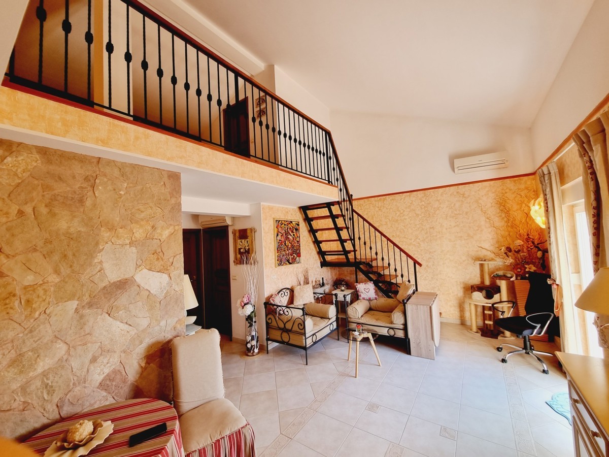 Spazioso appartamento con vista mare a Cittanova