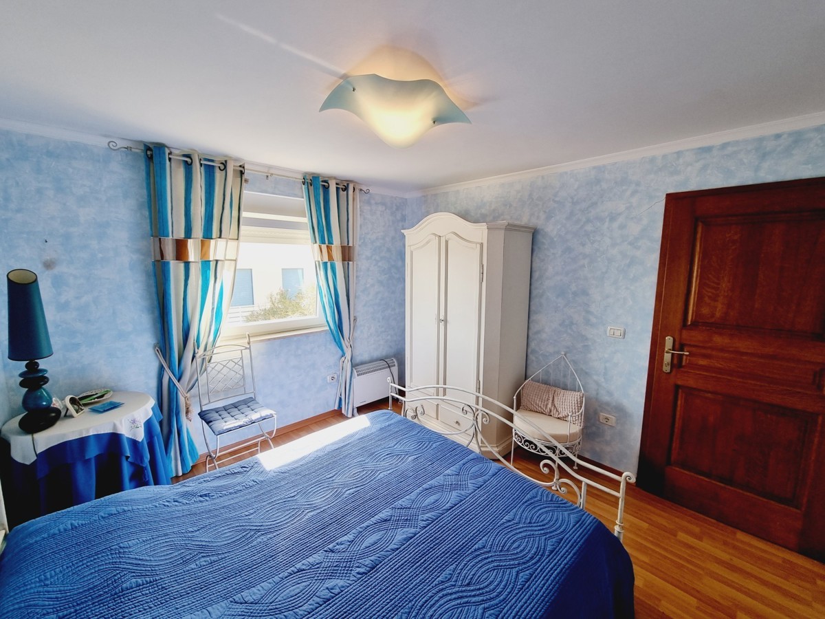 Spazioso appartamento con vista mare a Cittanova