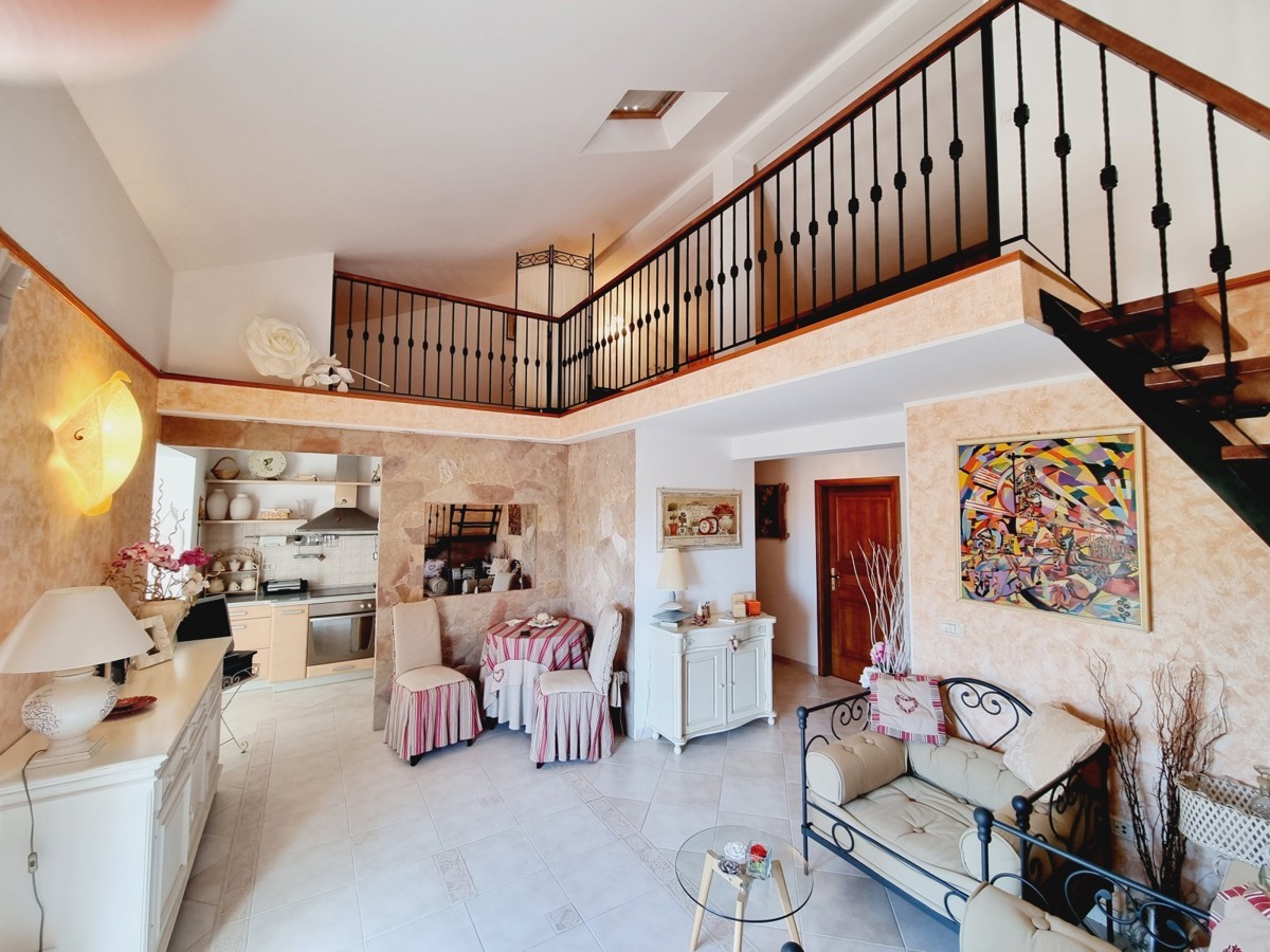 Spazioso appartamento con vista mare a Cittanova