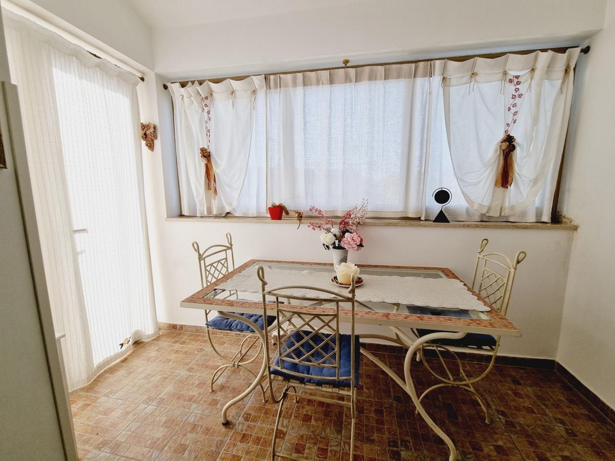 Spazioso appartamento con vista mare a Cittanova