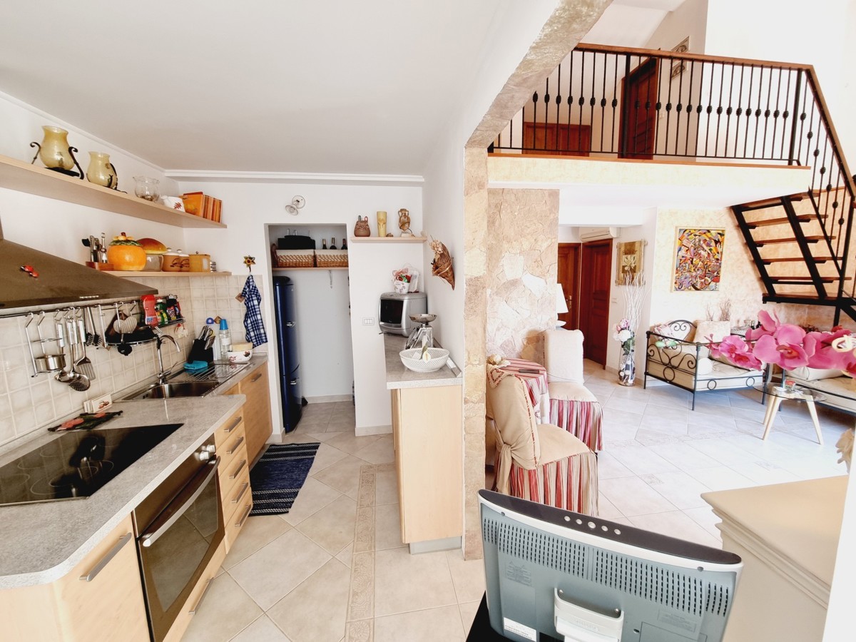 Spazioso appartamento con vista mare a Cittanova