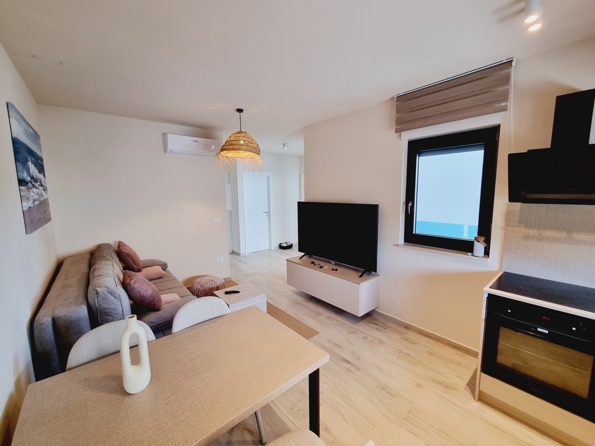 Appartamento completamente attrezzato a 400 metri dal mare vicino a Umago