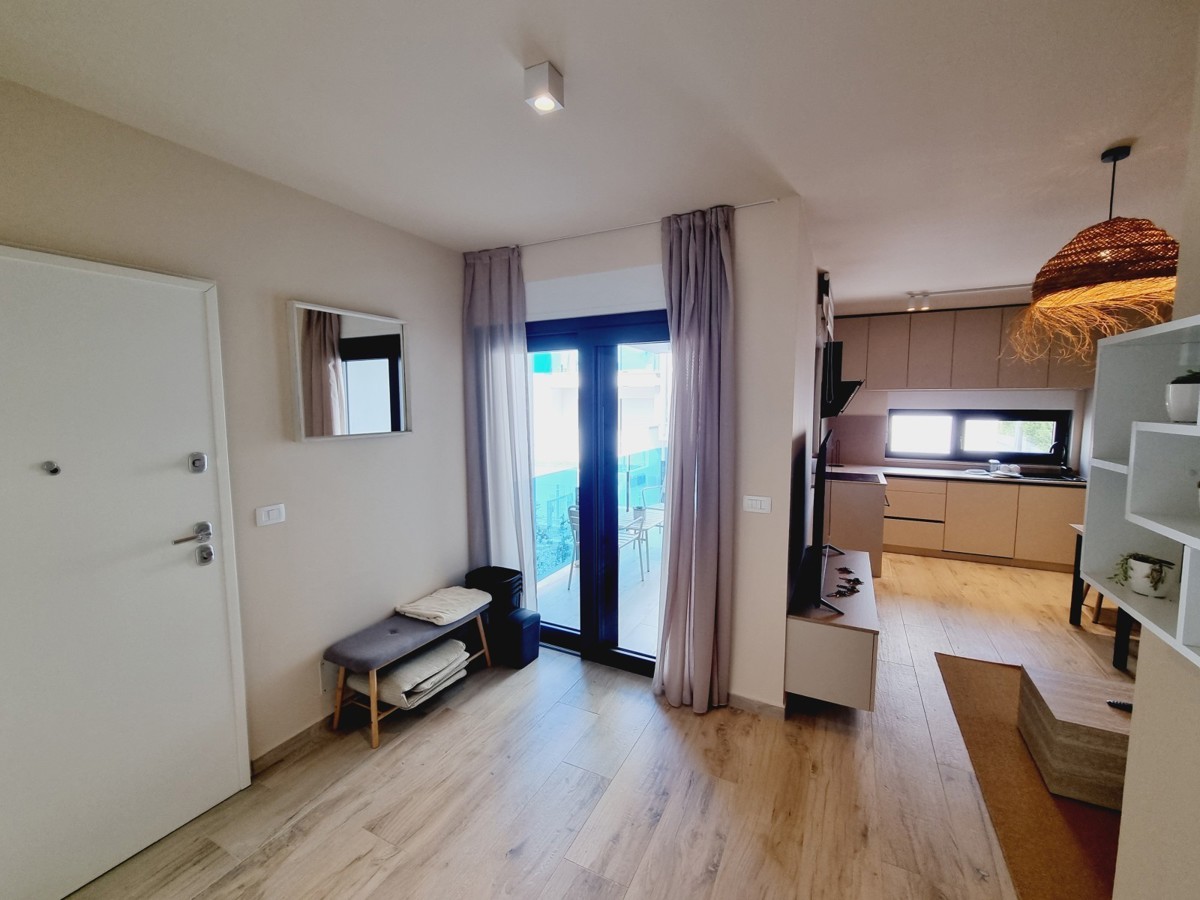 Appartamento completamente attrezzato a 400 metri dal mare vicino a Umago