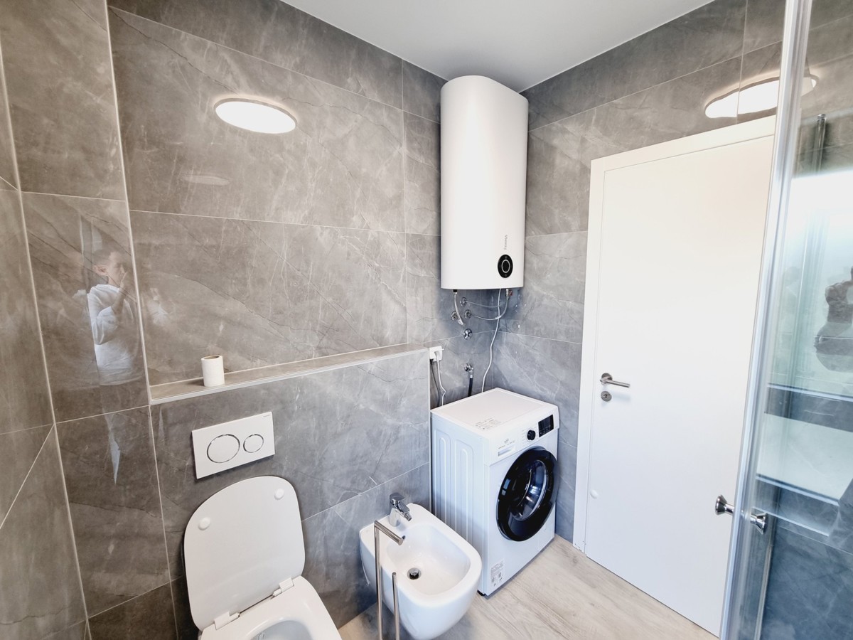 Appartamento completamente attrezzato a 400 metri dal mare vicino a Umago