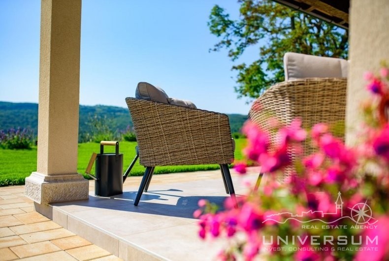 Villa di lusso vicino a Grisignana con vista aperta sulle colline