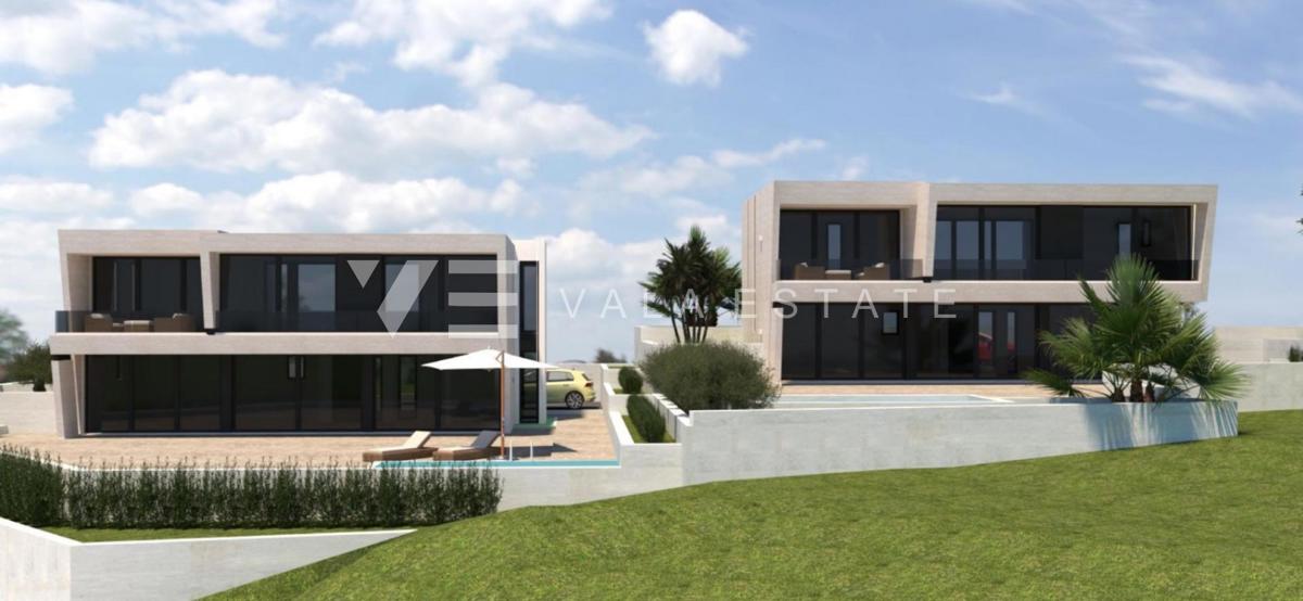 NUOVA VILLA URBANA CON PISCINA IN POSIZIONE TRANQUILLA