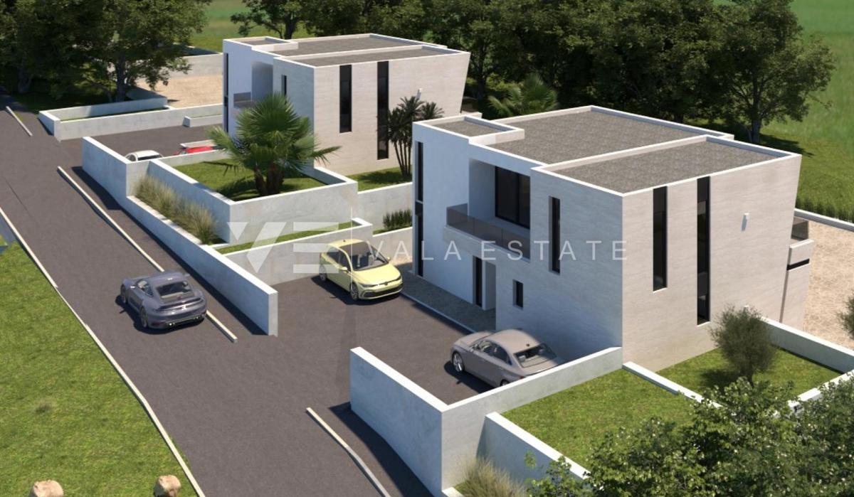 NUOVA VILLA URBANA CON PISCINA IN POSIZIONE TRANQUILLA