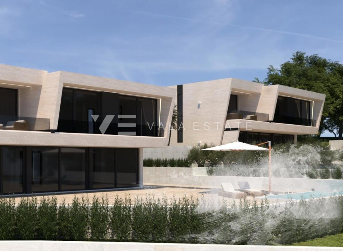NUOVA VILLA URBANA CON PISCINA IN POSIZIONE TRANQUILLA