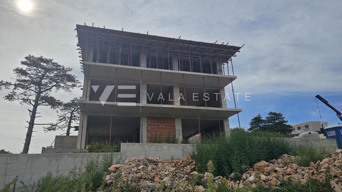 DUE NUOVI APPARTAMENTI CON VISTA MARE E GIARDINO