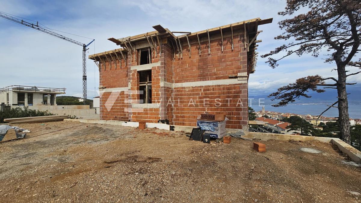 DUE NUOVI APPARTAMENTI CON VISTA MARE E GIARDINO