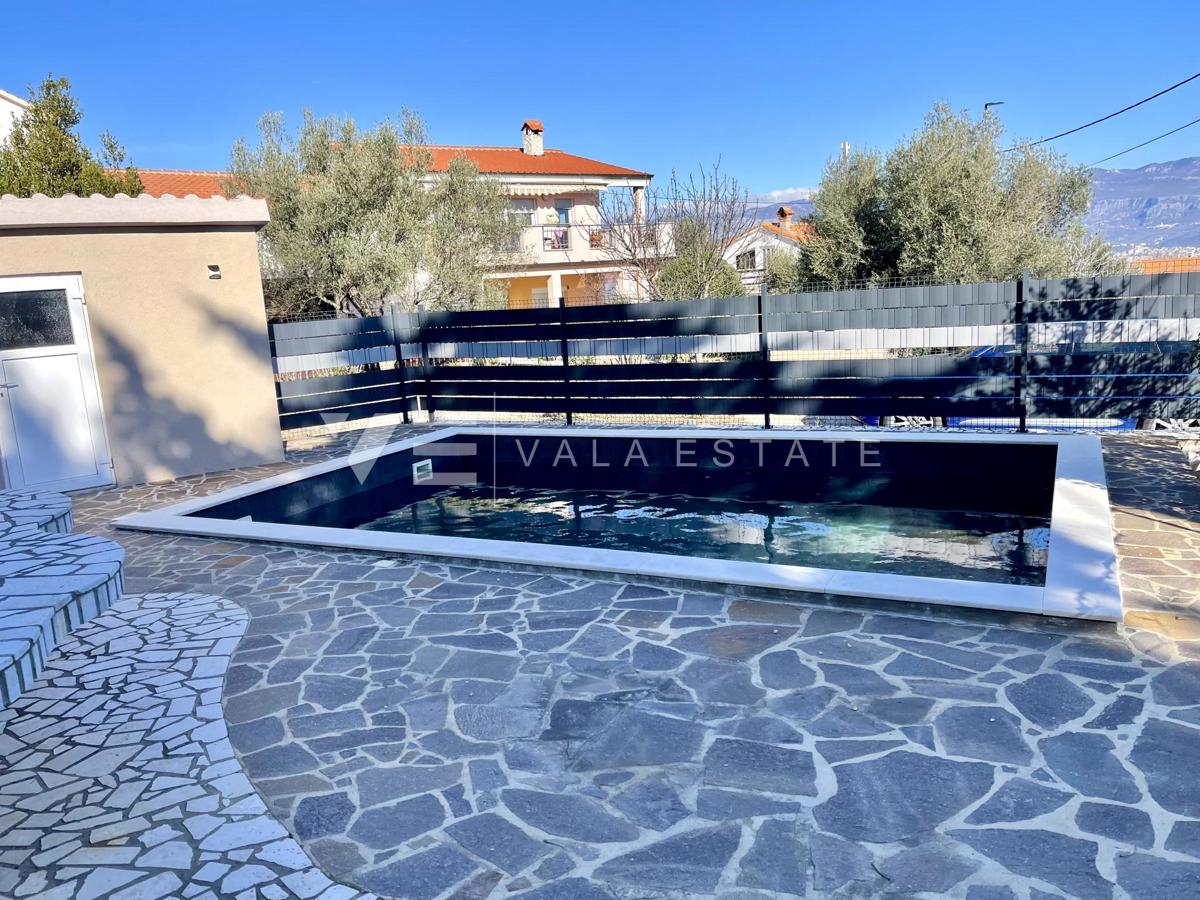 CASA INDIPENDENTE CON BELLISSIMA VISTA MARE E PISCINA