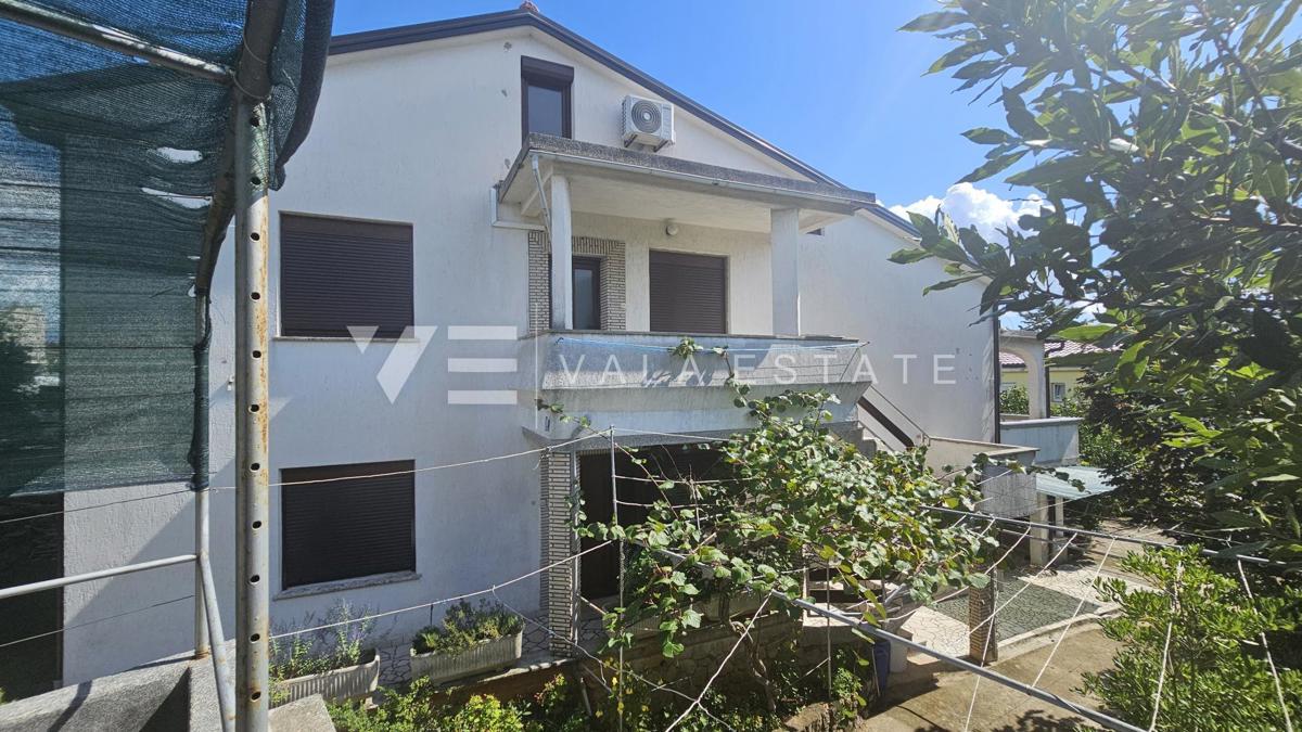 DOUBLE HOUSE WITH THREE APARTMENTS AND SEA VIEW NEAR THE BEACH