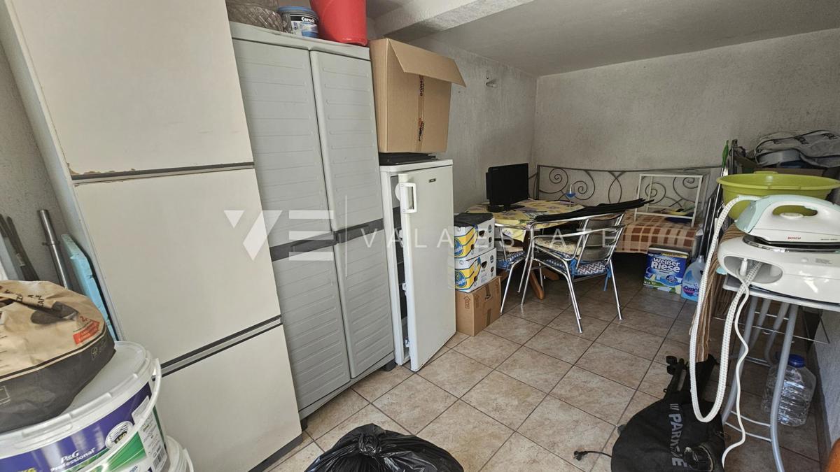 DOUBLE HOUSE WITH THREE APARTMENTS AND SEA VIEW NEAR THE BEACH