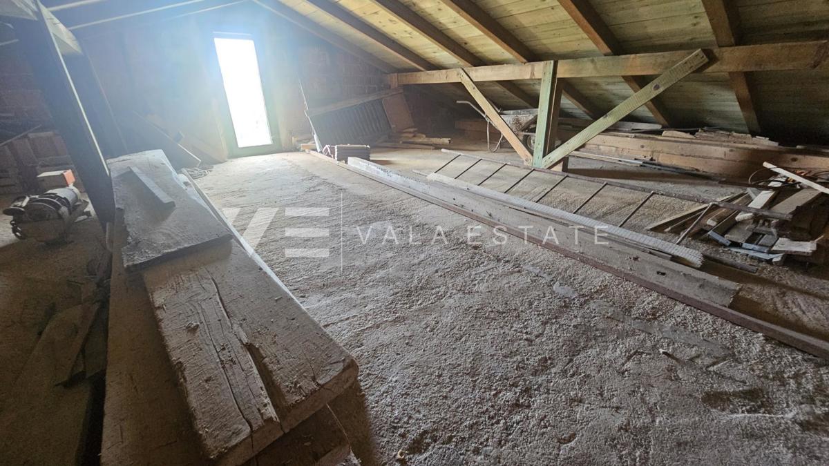 DOUBLE HOUSE WITH THREE APARTMENTS AND SEA VIEW NEAR THE BEACH