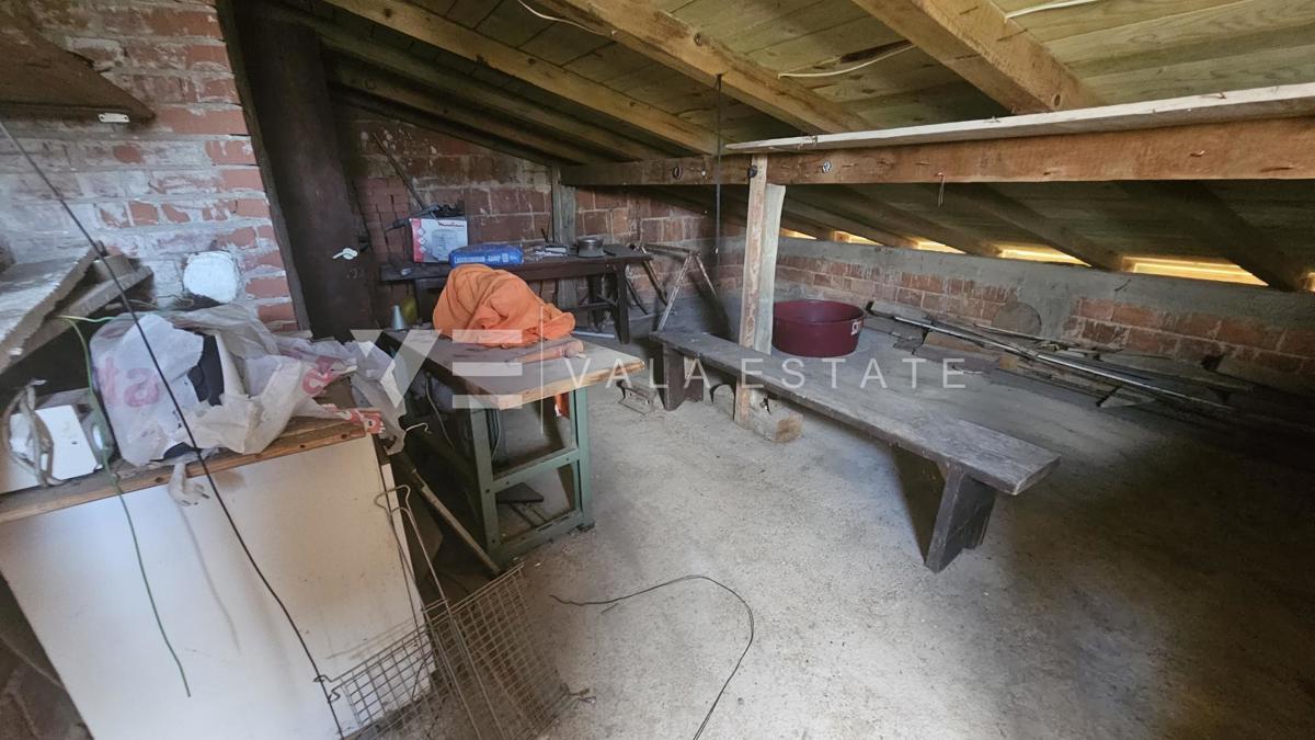 DOUBLE HOUSE WITH THREE APARTMENTS AND SEA VIEW NEAR THE BEACH