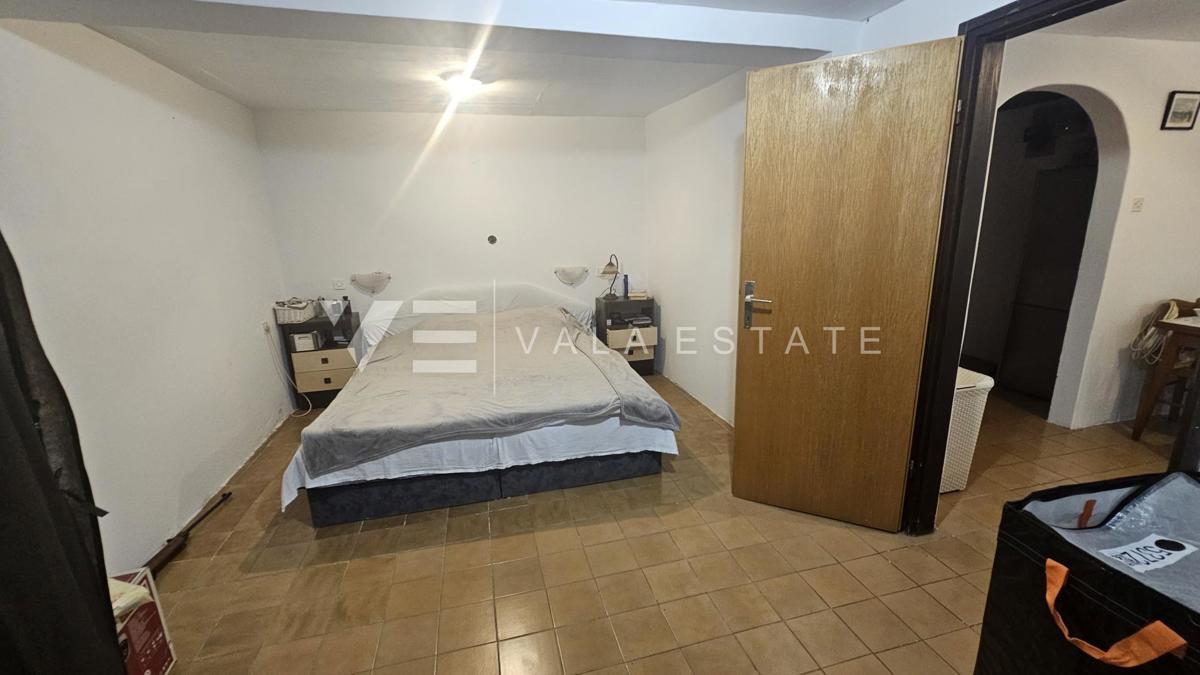 DOUBLE HOUSE WITH THREE APARTMENTS AND SEA VIEW NEAR THE BEACH