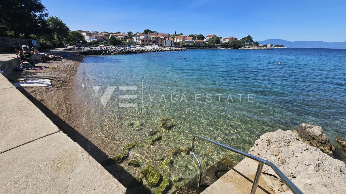 APPARTAMENTO IN POSIZIONE ATTRAENTE A SOLI 30 M DALLA SPIAGGIA