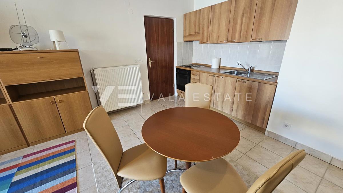 APPARTAMENTO IN POSIZIONE ATTRAENTE A SOLI 30 M DALLA SPIAGGIA