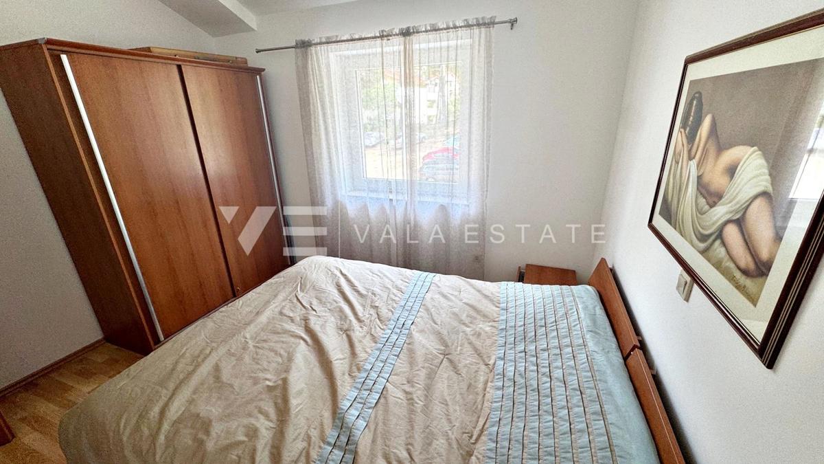 APPARTAMENTO IN POSIZIONE ATTRAENTE PRIMA FILA SUL MARE