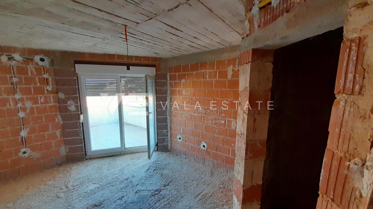 OCCASIONE! TRE APPARTAMENTI IN UN EDIFICIO PLURIFAMILIARE