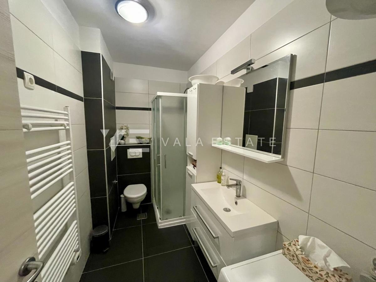 APPARTAMENTO CON DUE CAMERE DA LETTO IN POSIZIONE TRANQUILLA