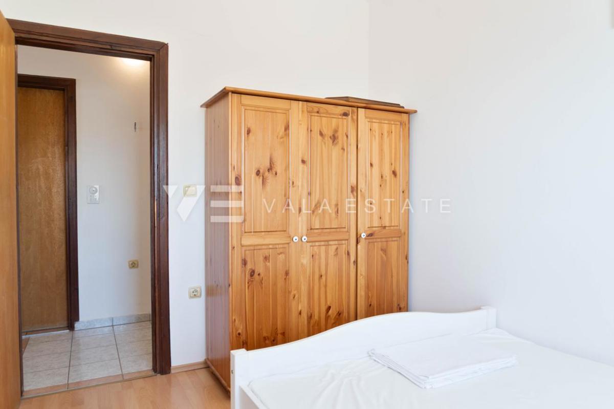 APPARTAMENTO ATTRAENTE CON VISTA MARE APERTO